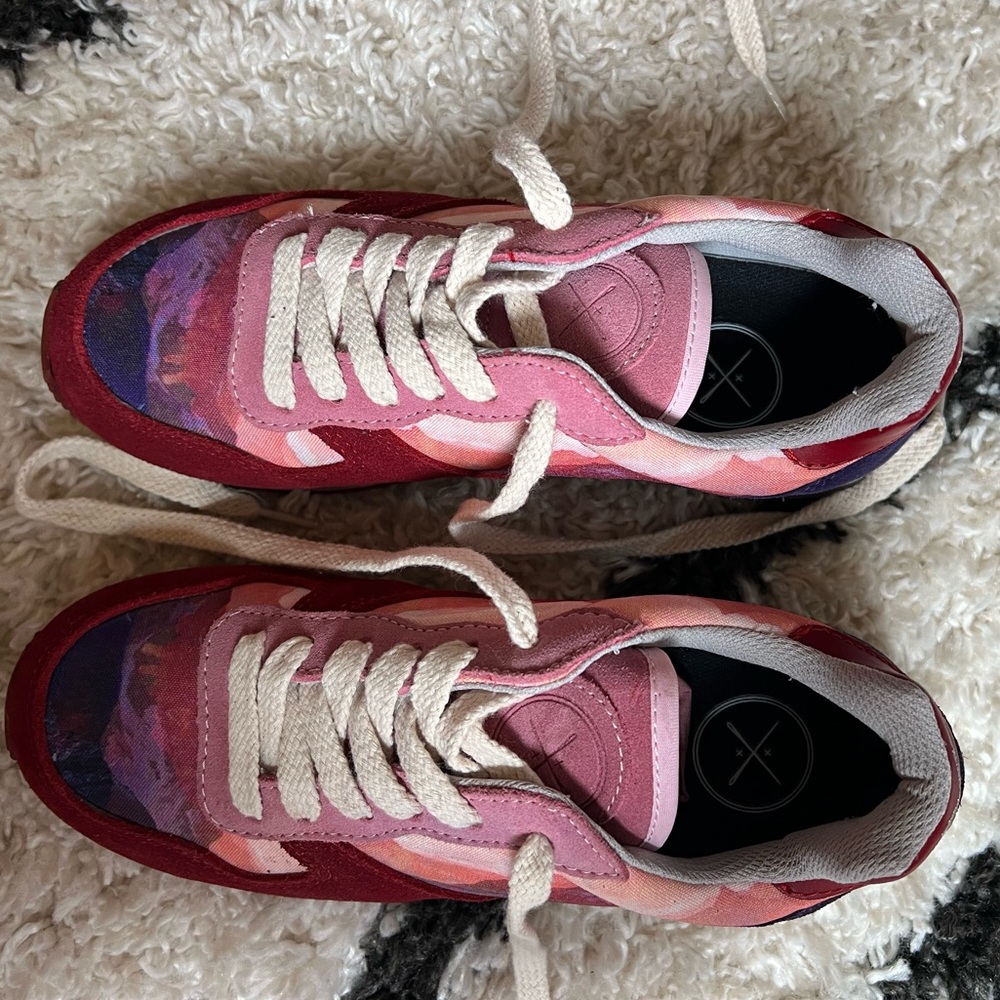 inkkas Women’s Multicolor Red Pink Purple Sneakers - Picture 4 of 9